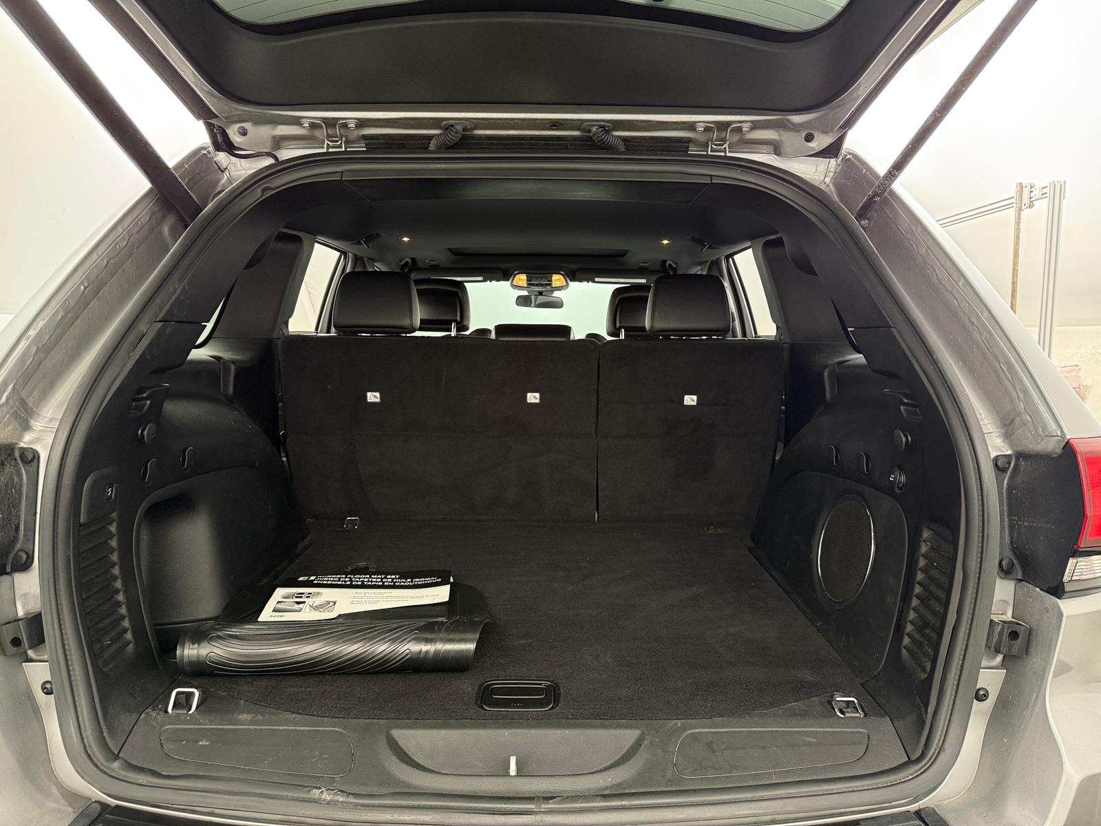 Thumbnail: 2021 Jeep Grand Cherokee - 7