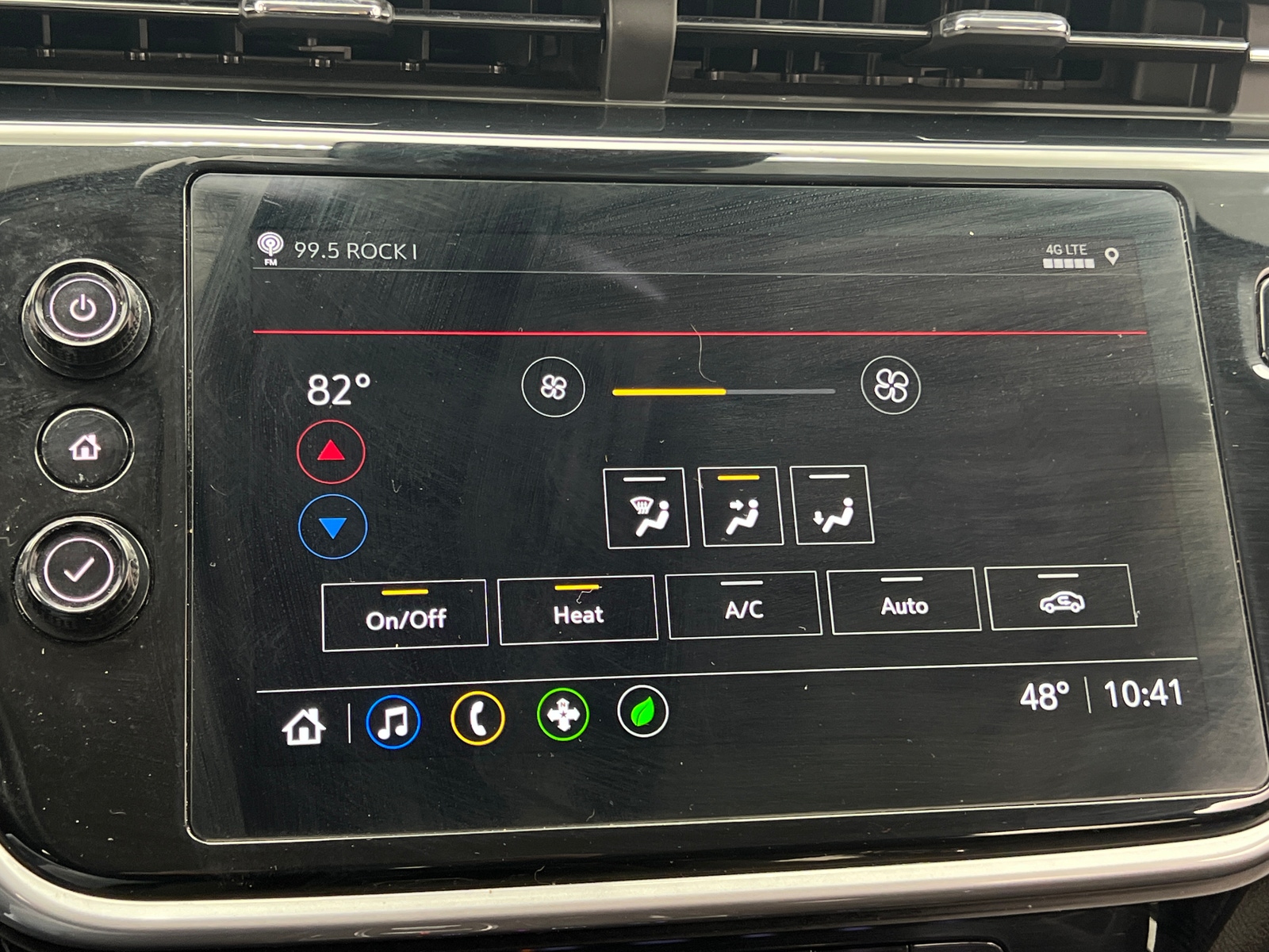 Thumbnail: 2023 Chevrolet Bolt EUV - 4