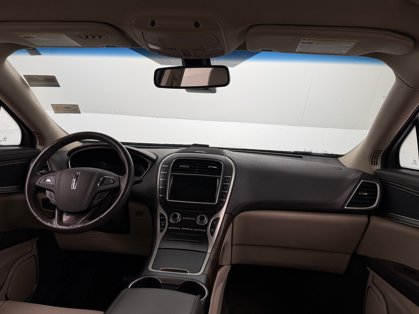 Thumbnail: 2018 Lincoln MKX - 2