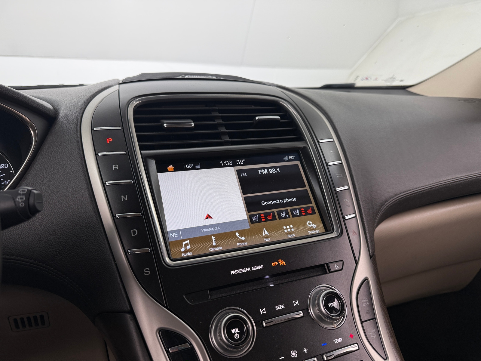 Thumbnail: 2018 Lincoln MKX - 3