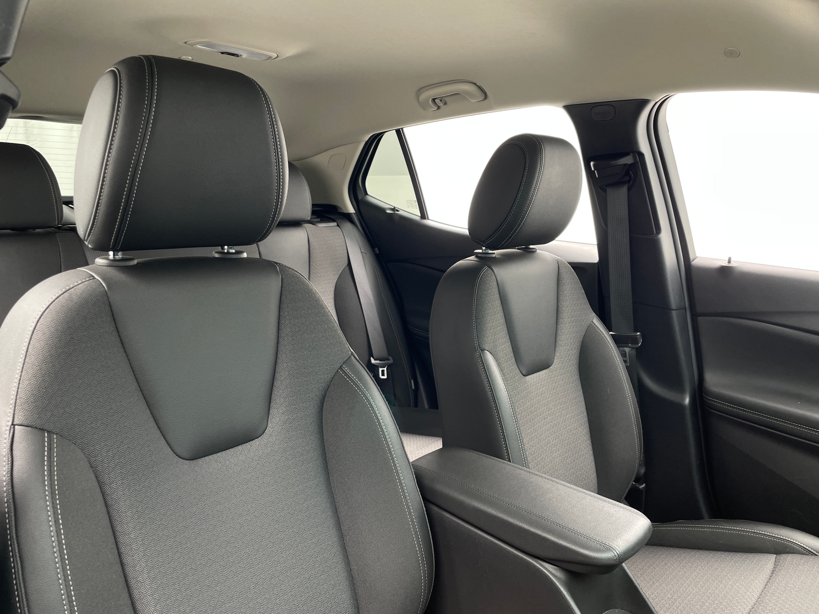 Thumbnail: 2025 Buick Encore GX - 2