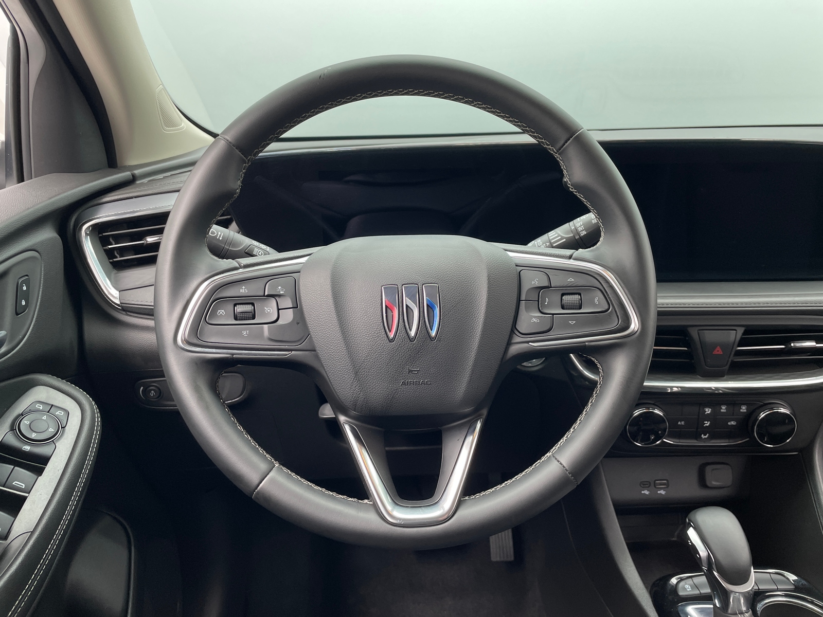 Thumbnail: 2025 Buick Encore GX - 5