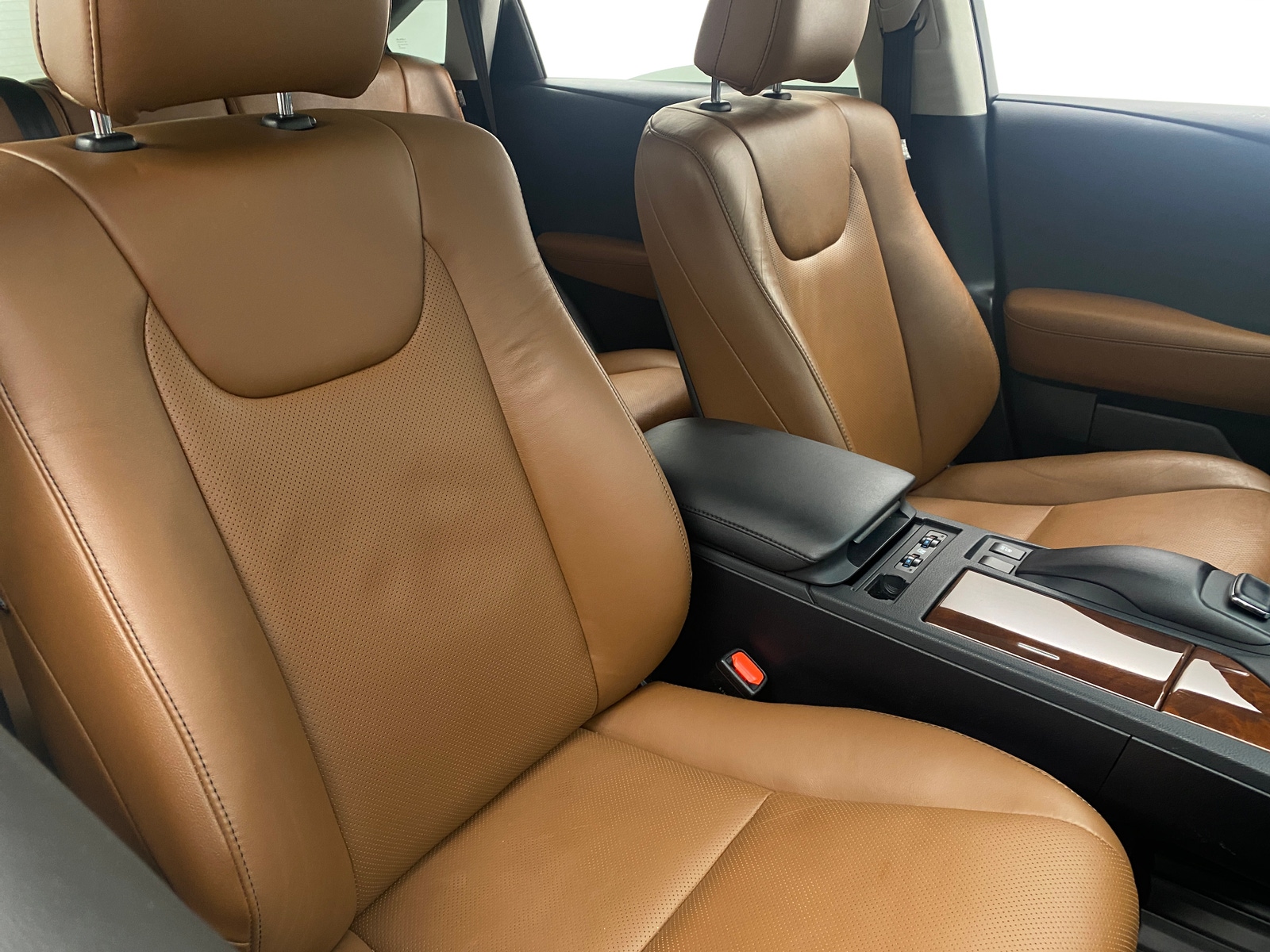 Thumbnail: 2015 Lexus RX - 2