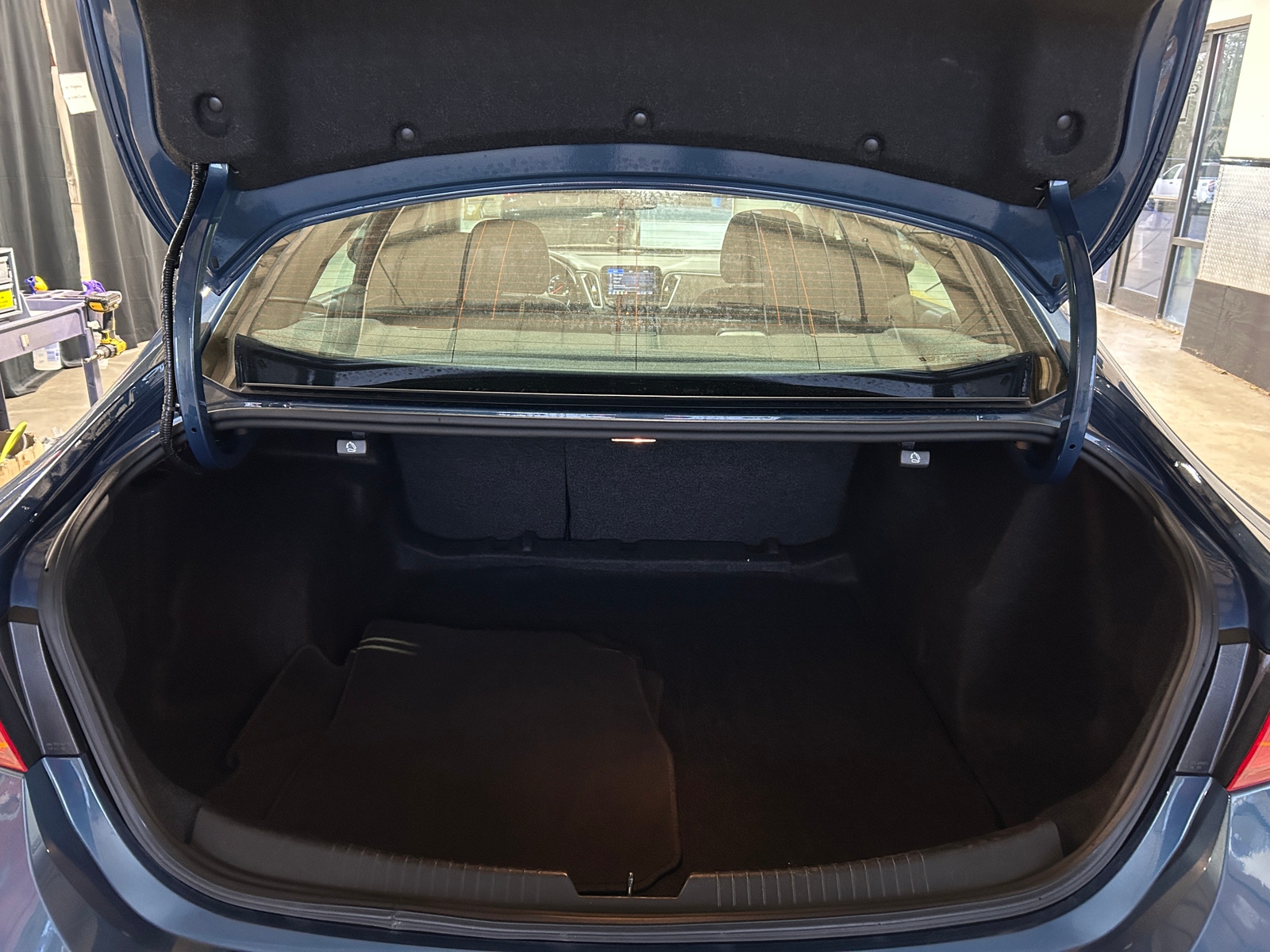 Thumbnail: 2024 Chevrolet Malibu - 7