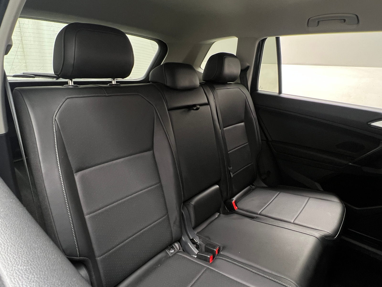 Thumbnail: 2018 Volkswagen Tiguan - 5