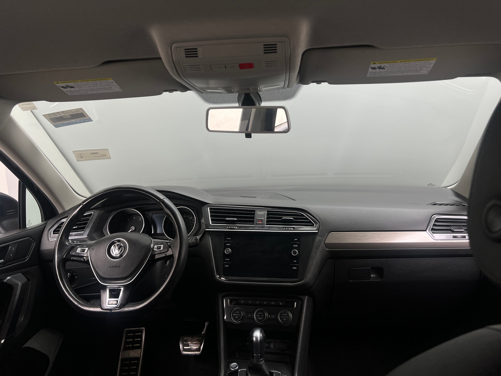 Thumbnail: 2018 Volkswagen Tiguan - 2