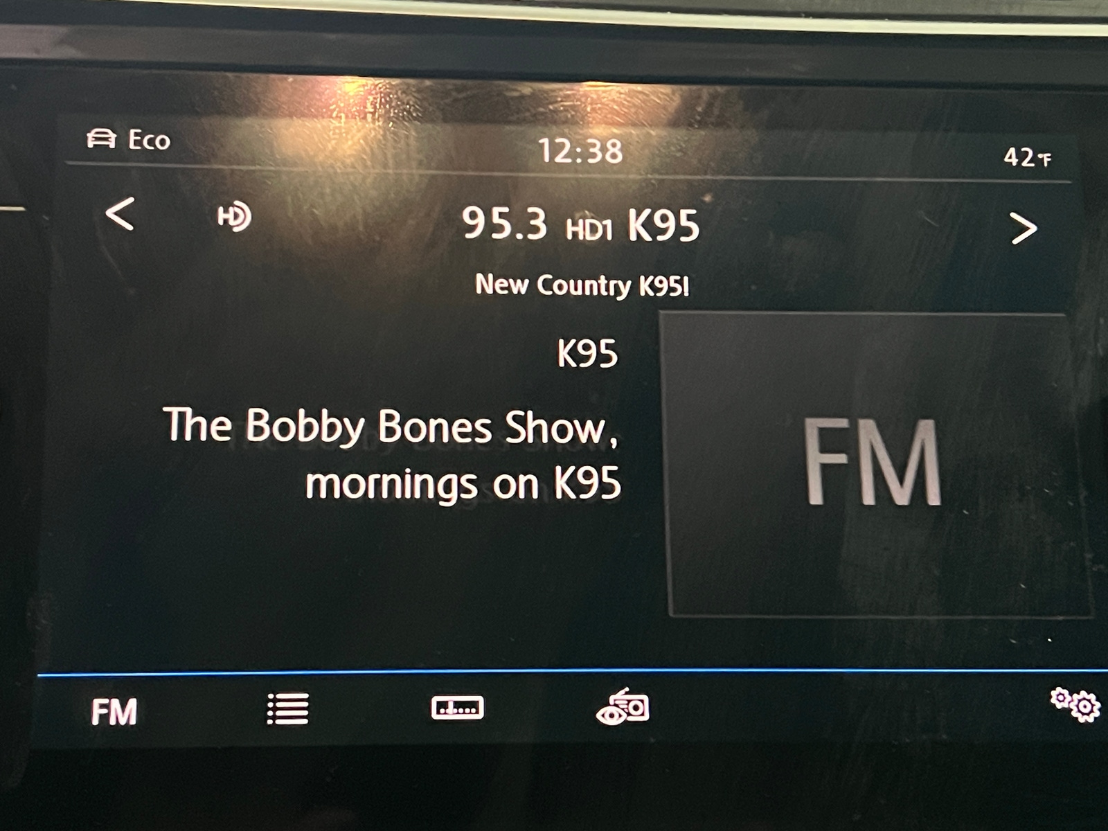 Thumbnail: 2018 Volkswagen Tiguan - 3