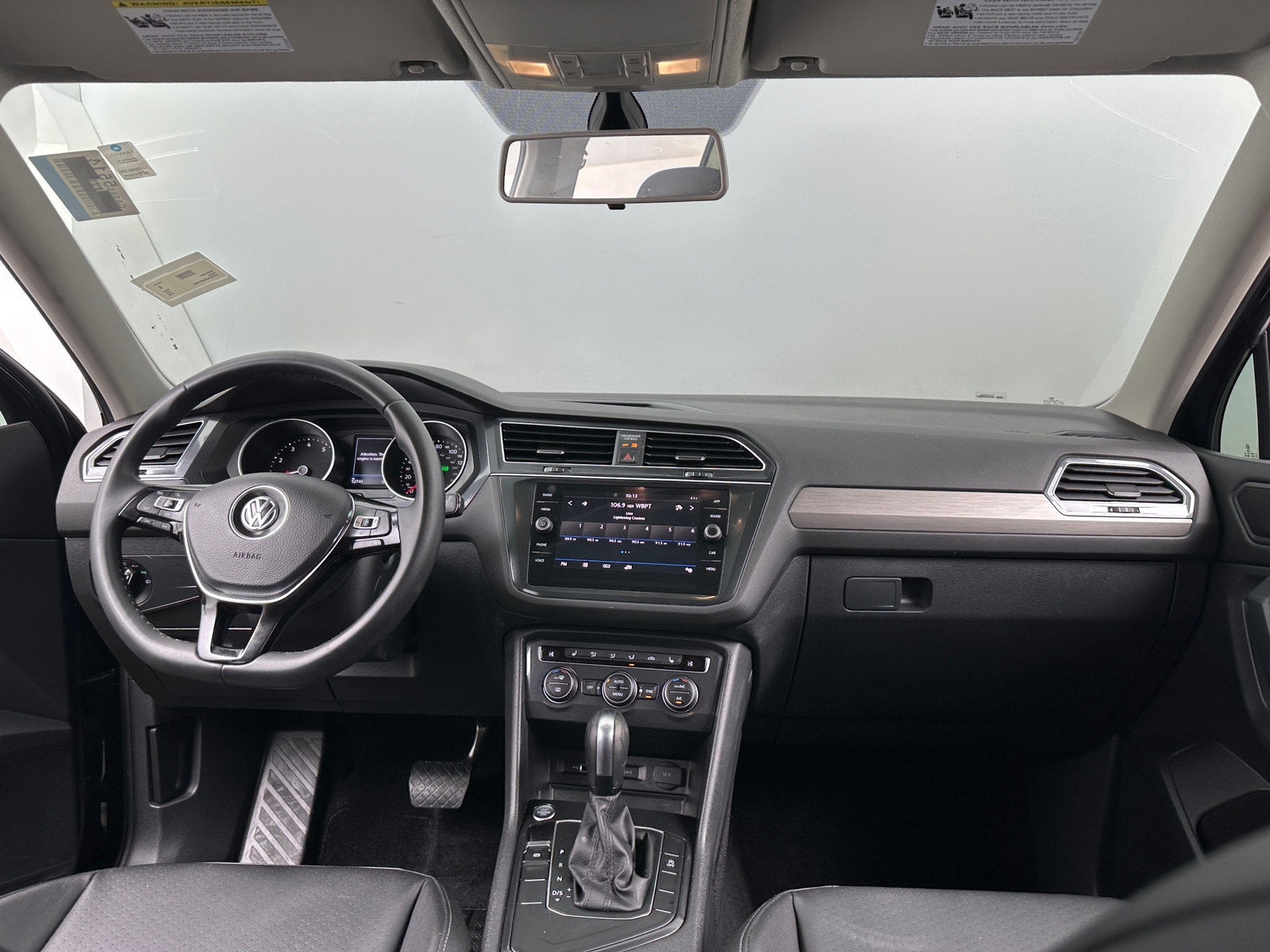 Thumbnail: 2020 Volkswagen Tiguan - 2