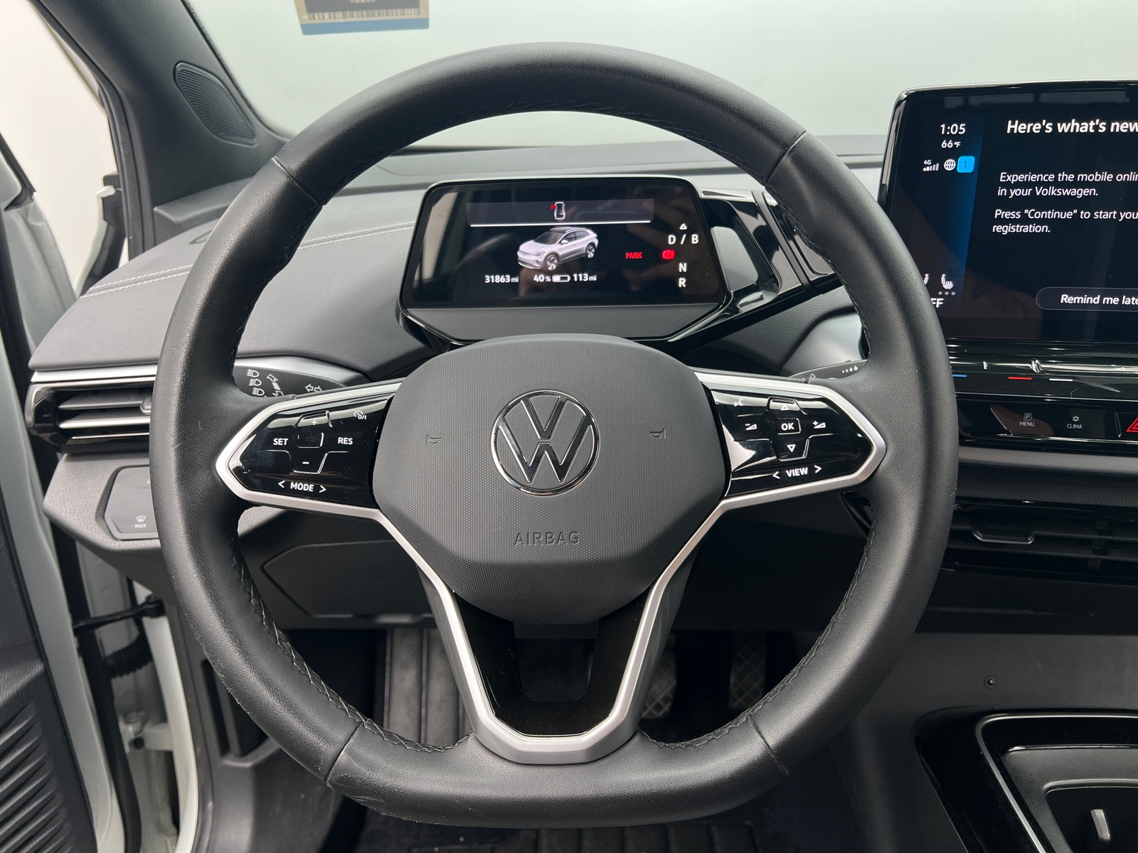 Thumbnail: 2023 Volkswagen ID.4 - 5