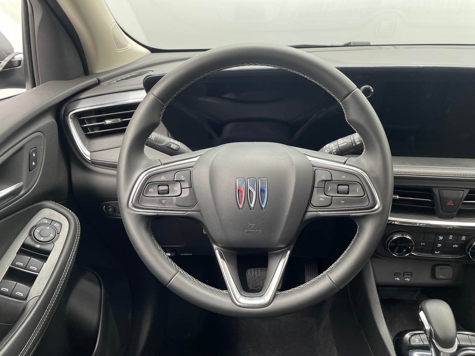 Thumbnail: 2025 Buick Encore GX - 5