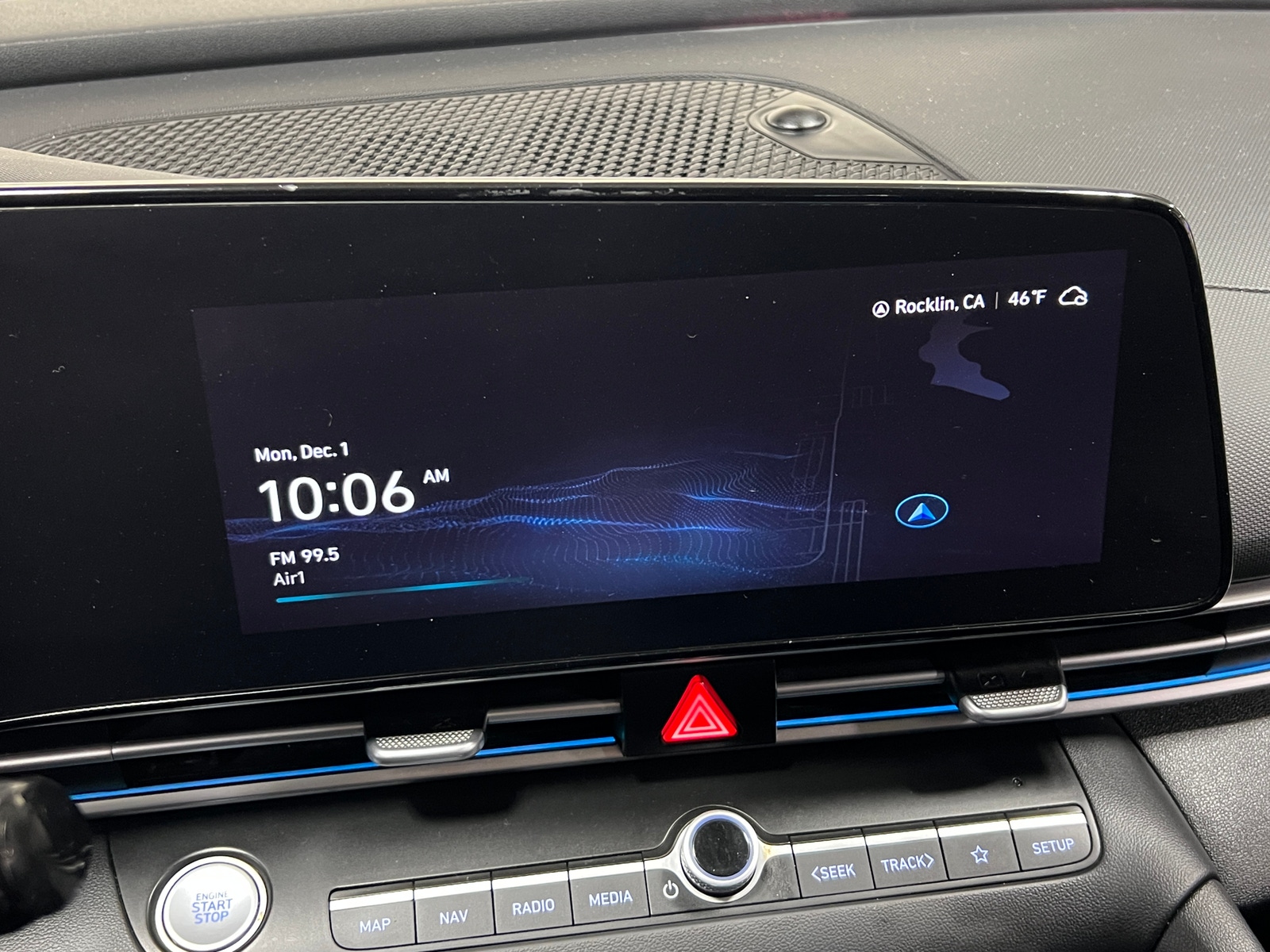 Thumbnail: 2023 Hyundai Elantra - 3