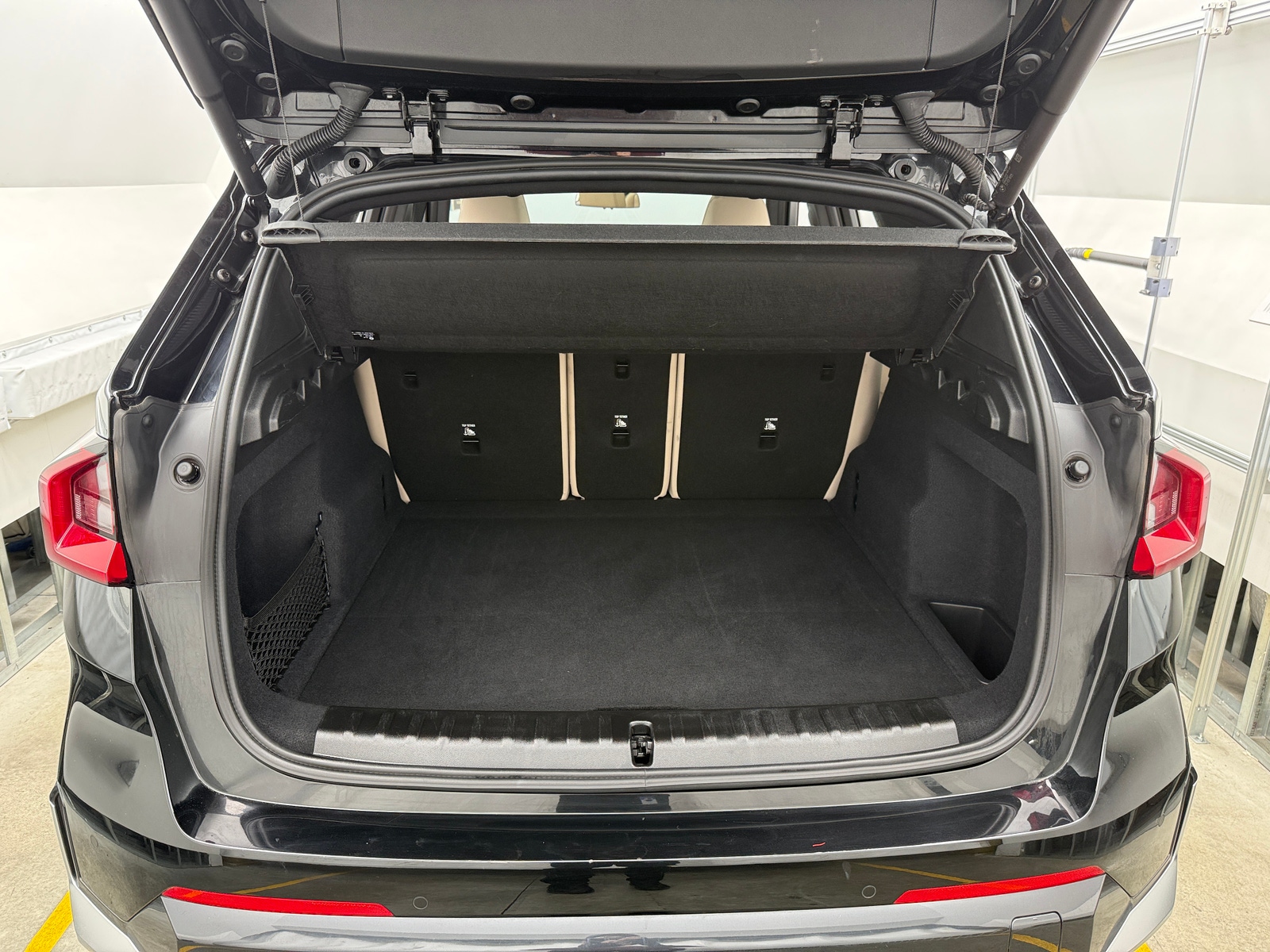 Thumbnail: 2025 BMW X1 - 6