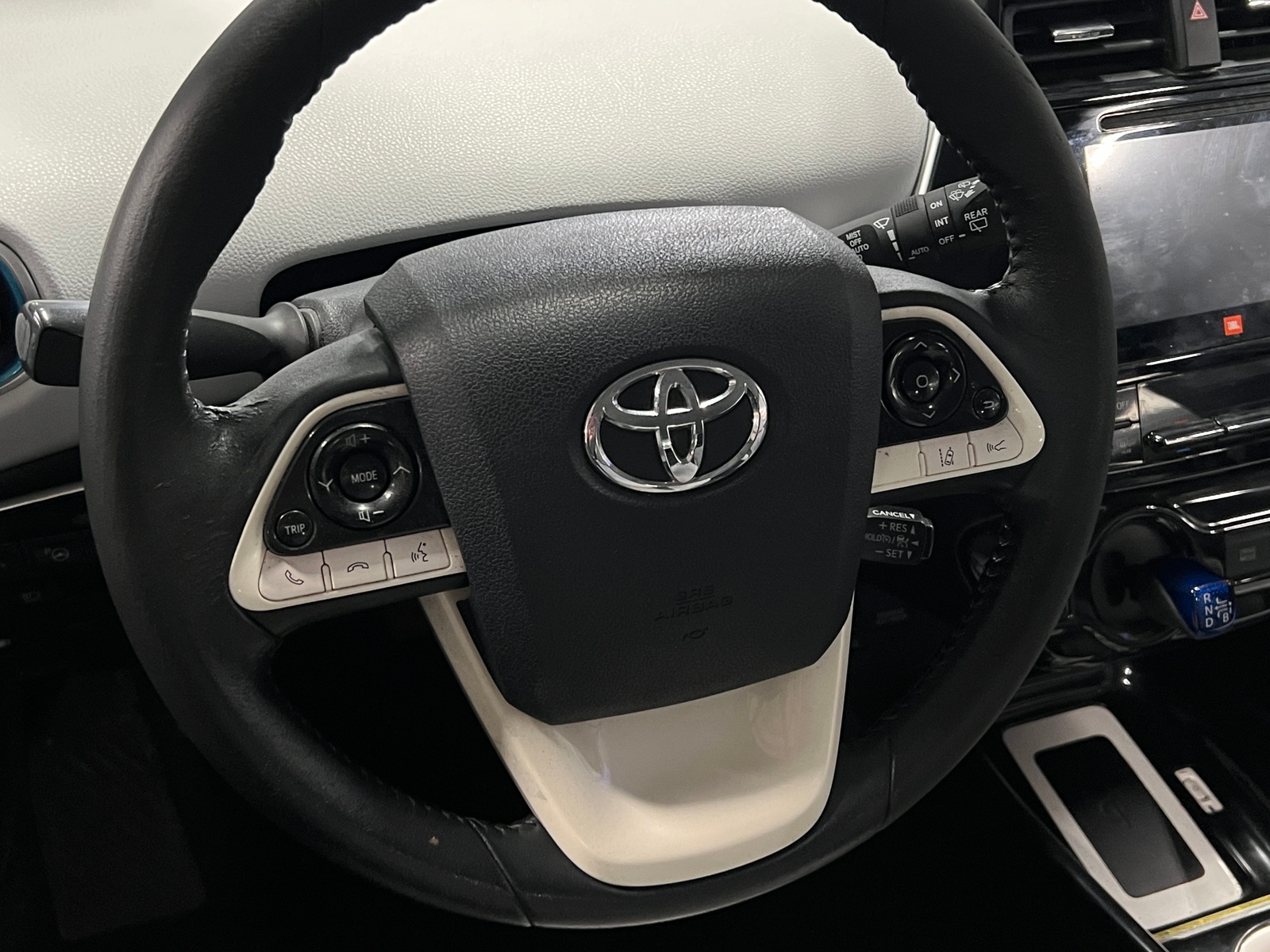 Thumbnail: 2016 Toyota Prius - 5