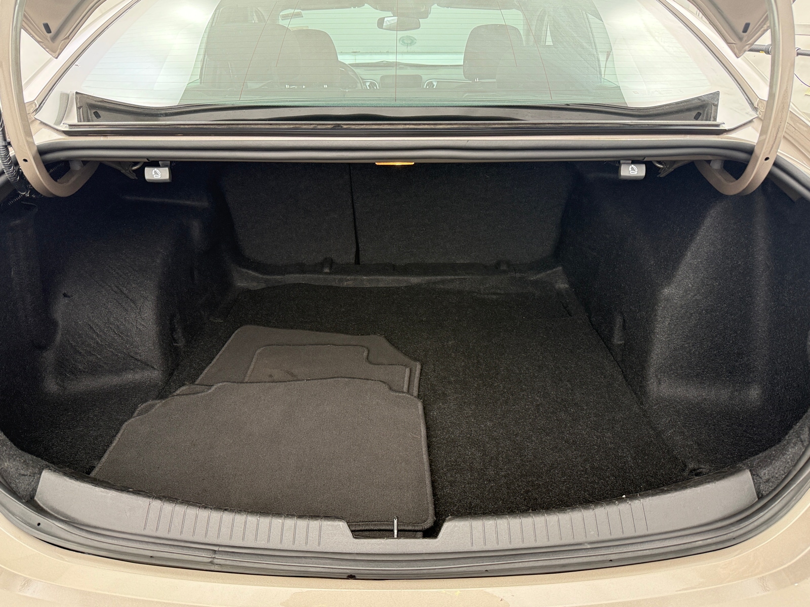 Thumbnail: 2024 Chevrolet Malibu - 7