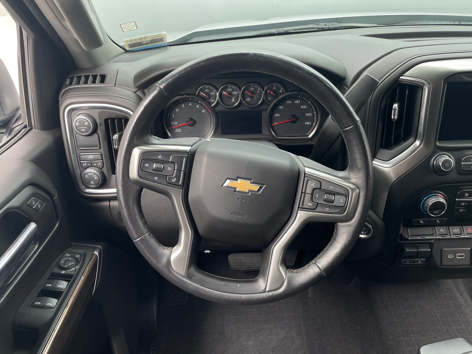 Thumbnail: 2019 Chevrolet Silverado 1500 - 5