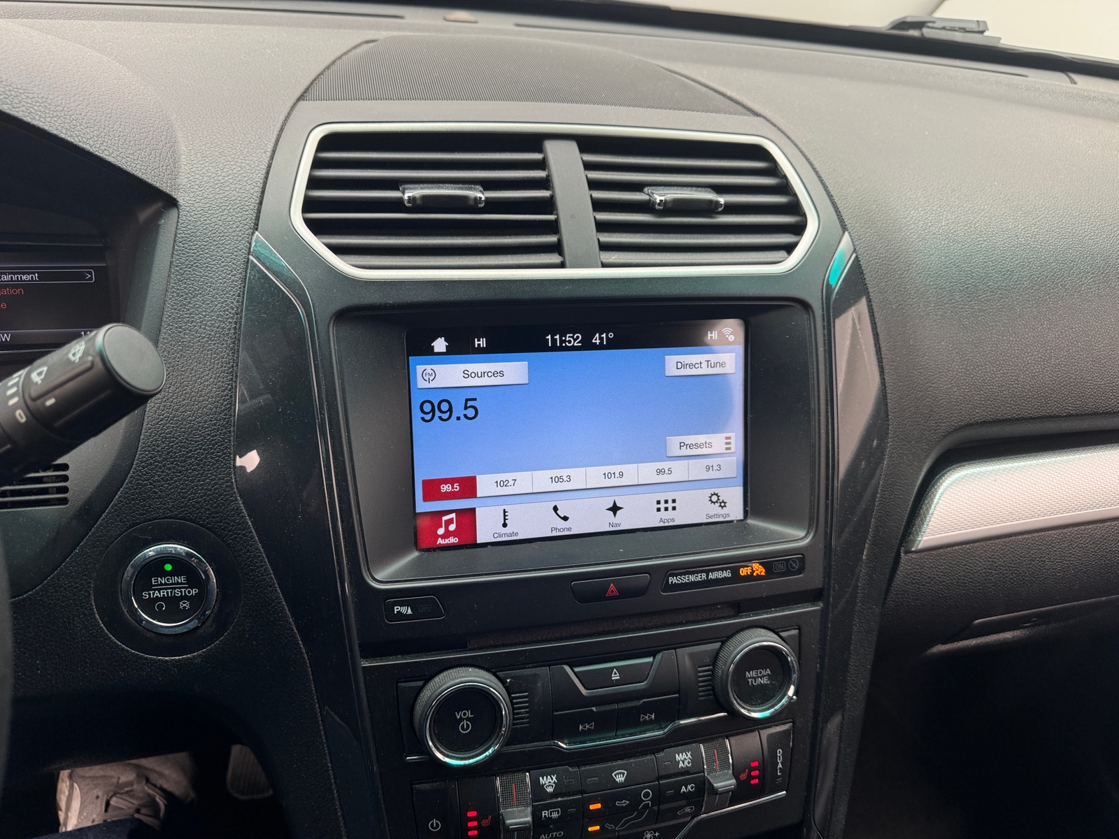 Thumbnail: 2017 Ford Explorer - 3