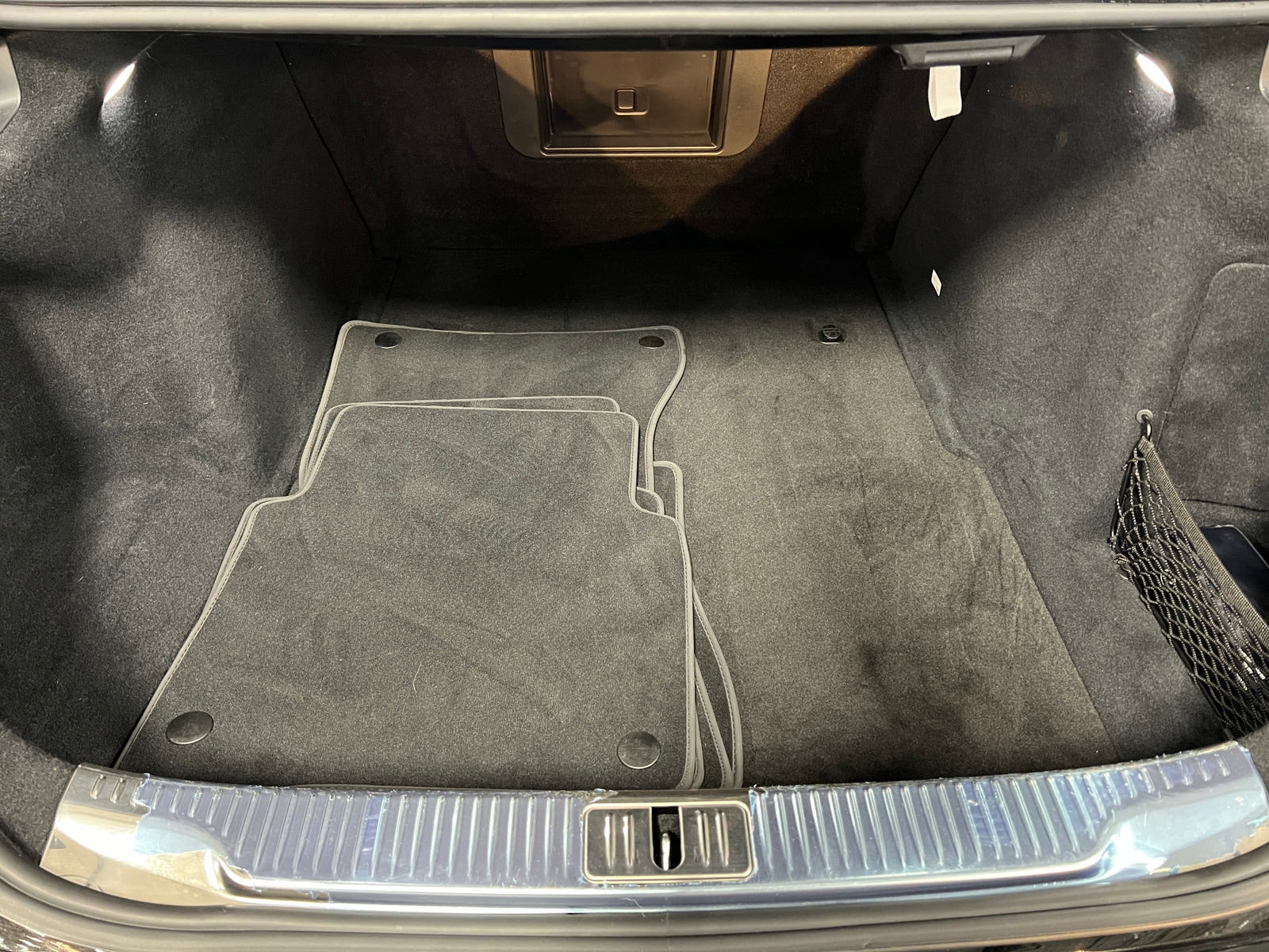 Thumbnail: 2022 Mercedes-Benz S-Class - 6