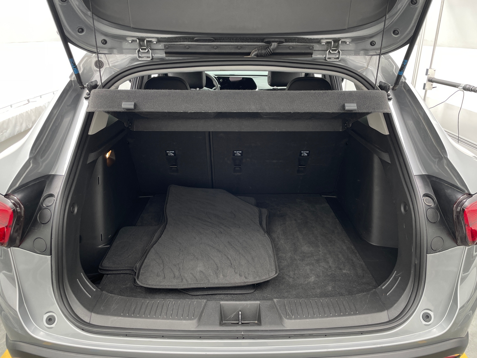 Thumbnail: 2025 Chevrolet Trax - 7