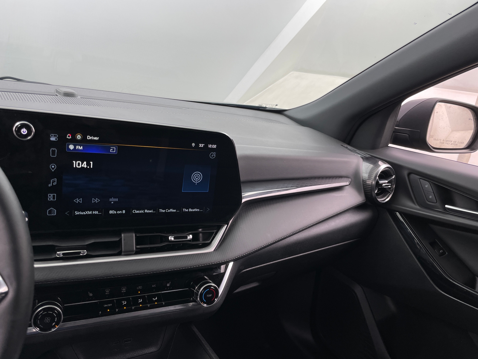 Thumbnail: 2025 Chevrolet Equinox - 4