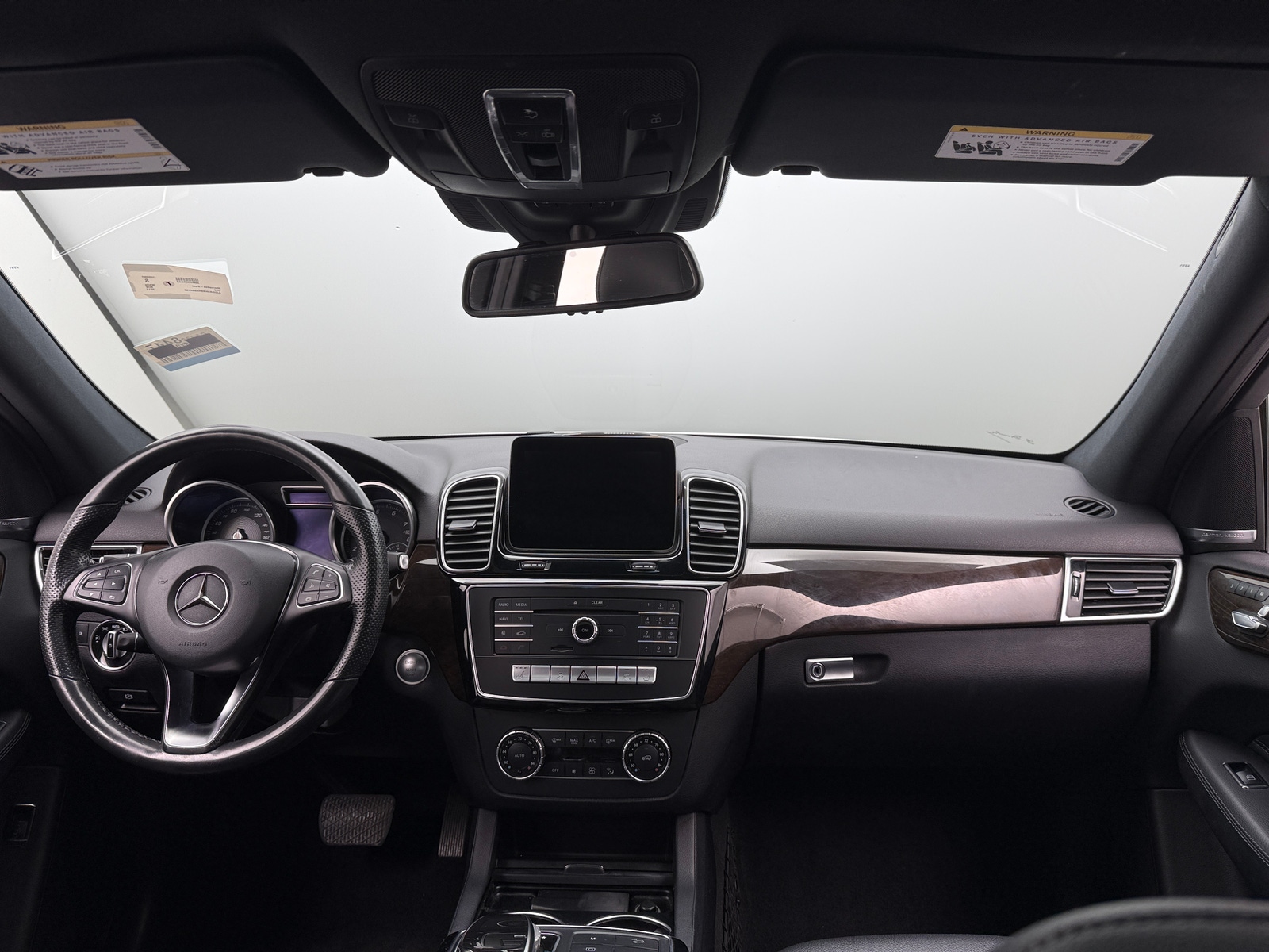 Thumbnail: 2017 Mercedes-Benz GLE - 2