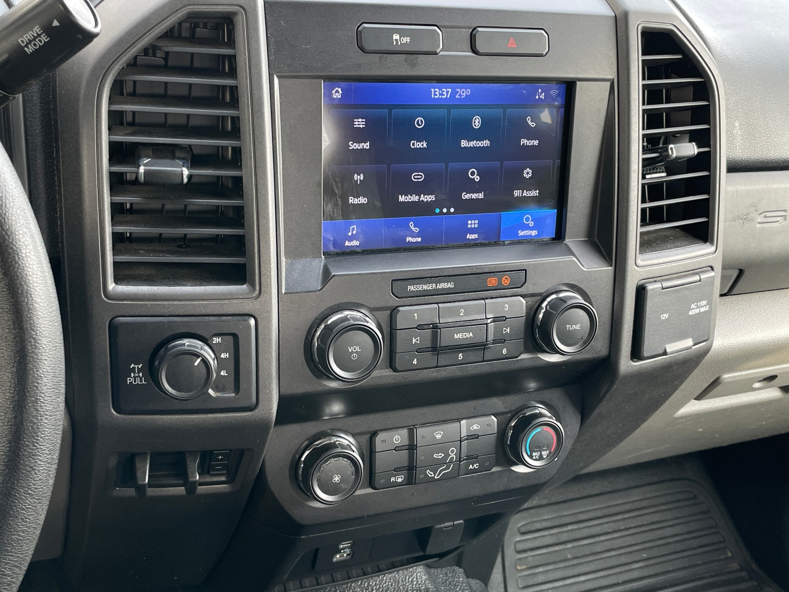 Thumbnail: 2020 Ford Econoline - 4