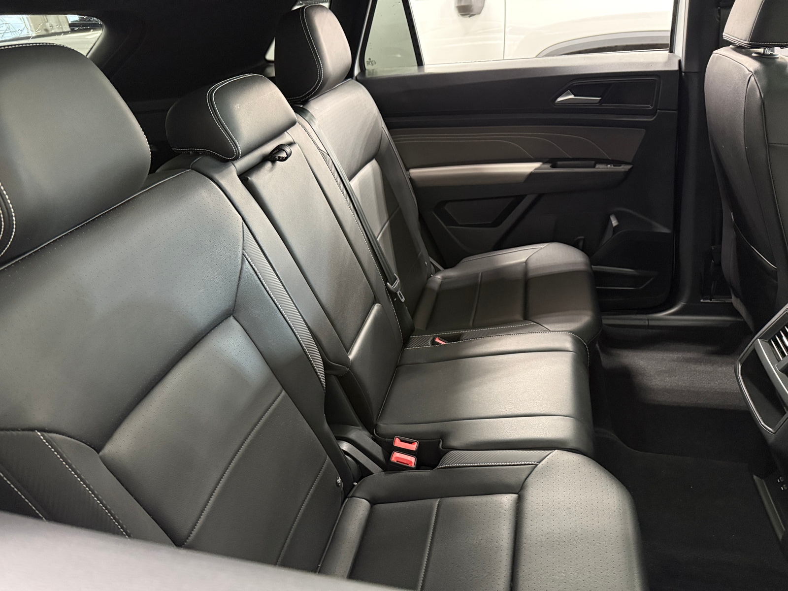 Thumbnail: 2023 Volkswagen Atlas - 5