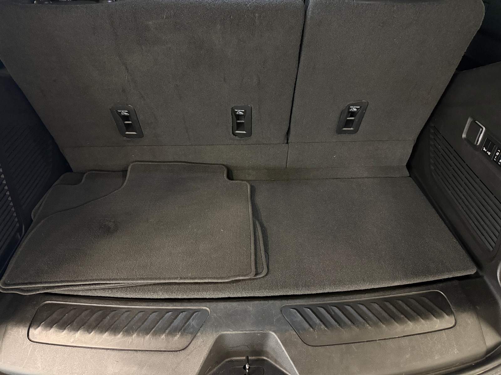 Thumbnail: 2022 GMC Yukon - 6