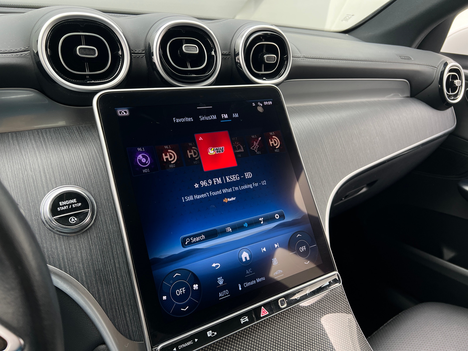 Thumbnail: 2024 Mercedes-Benz GLC - 3