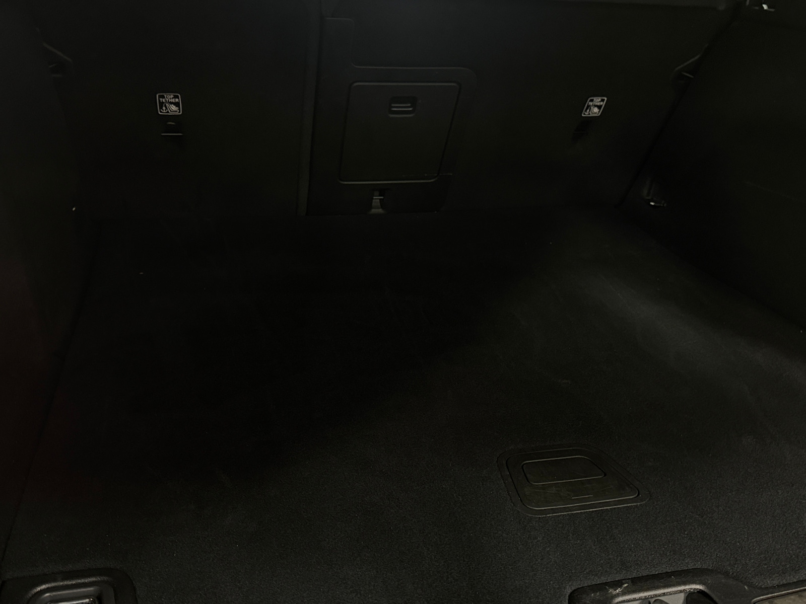 Thumbnail: 2025 Volvo V60 - 6