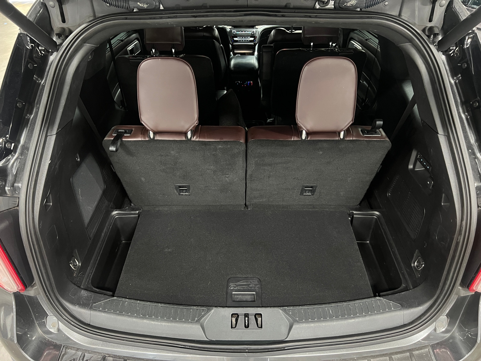 Thumbnail: 2020 Ford Explorer - 6