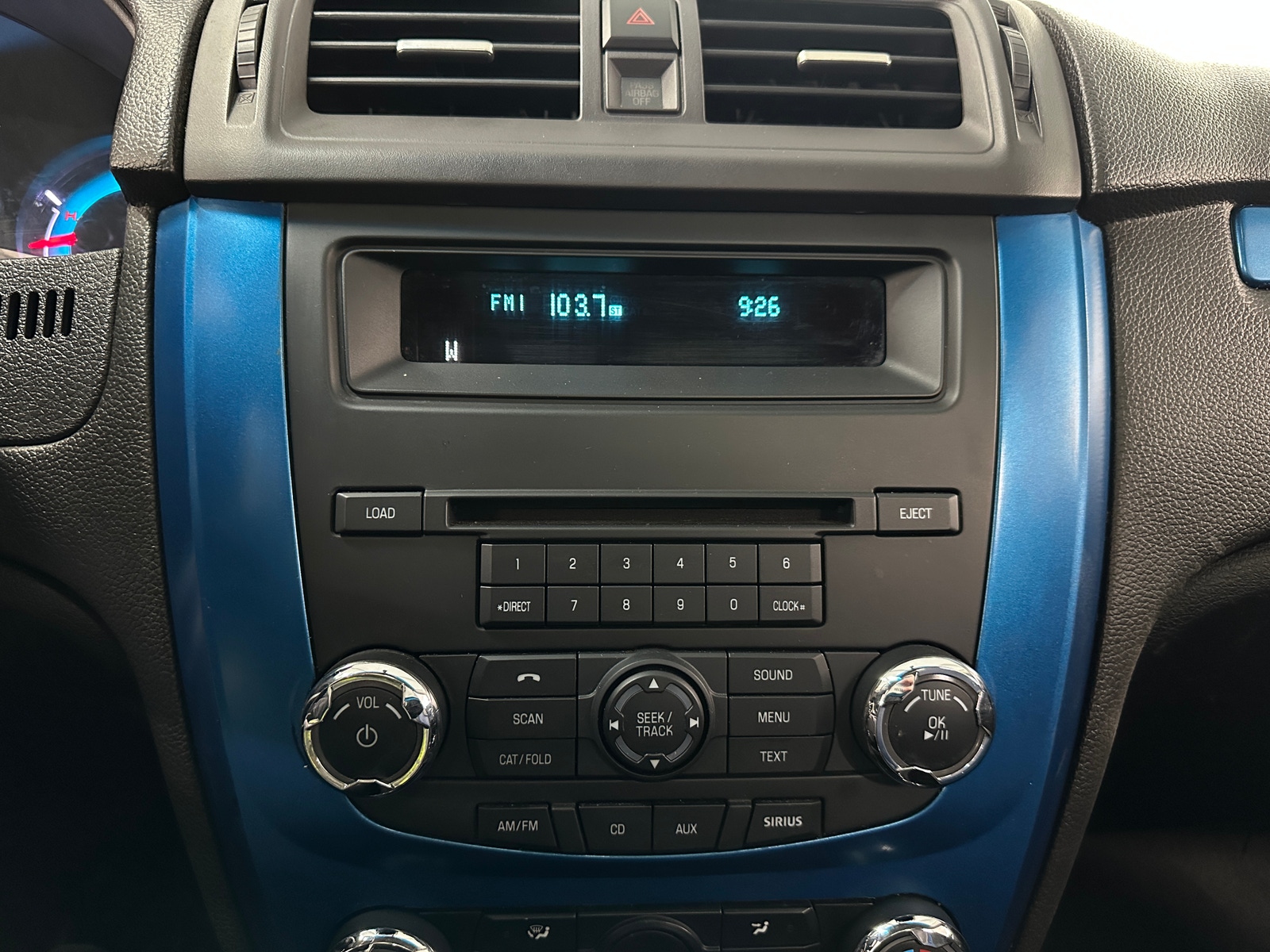 Thumbnail: 2011 Ford Fusion - 3