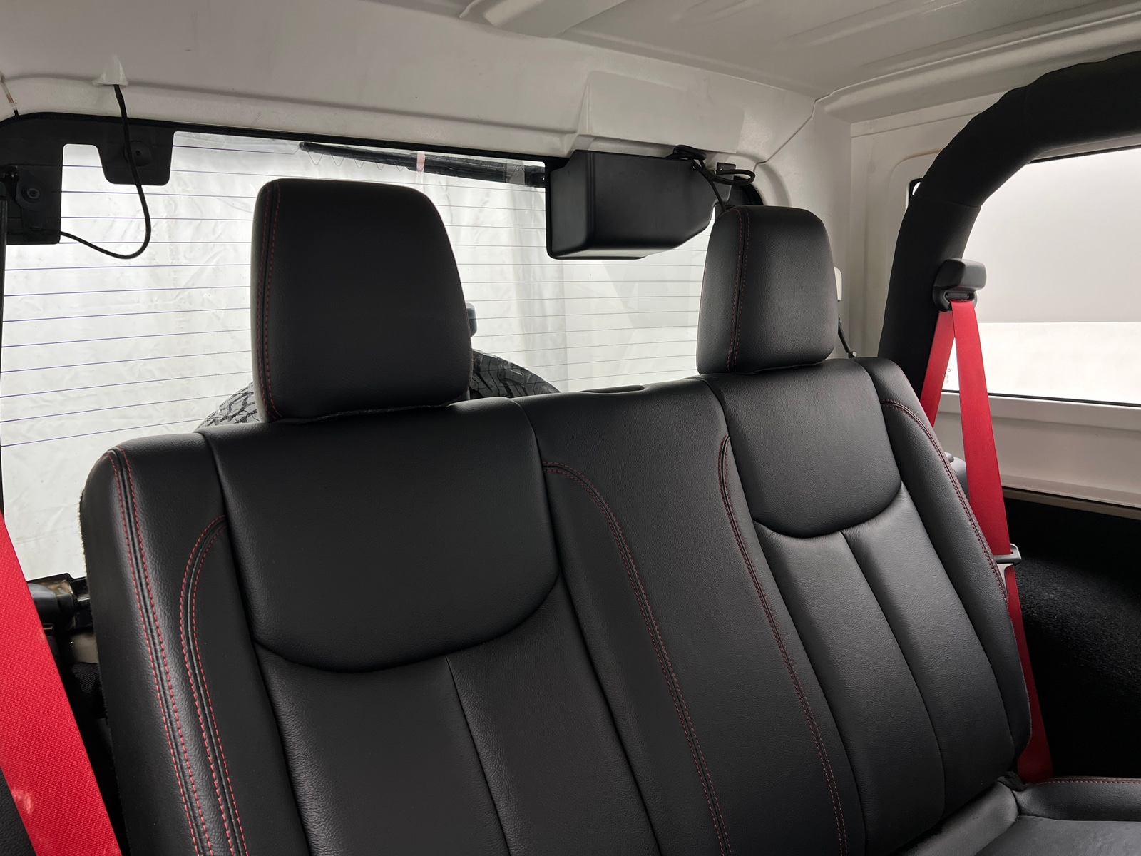 Thumbnail: 2017 Jeep Wrangler - 5