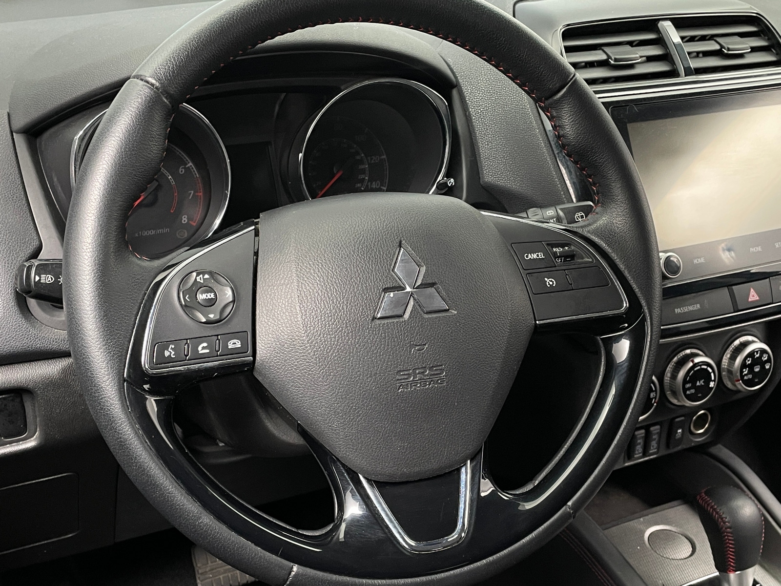 Thumbnail: 2021 Mitsubishi Outlander Sport - 5