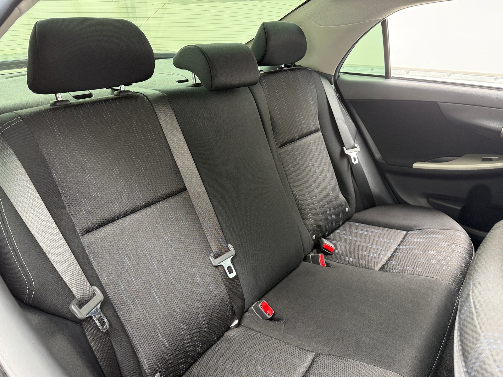 Thumbnail: 2013 Toyota Corolla - 6