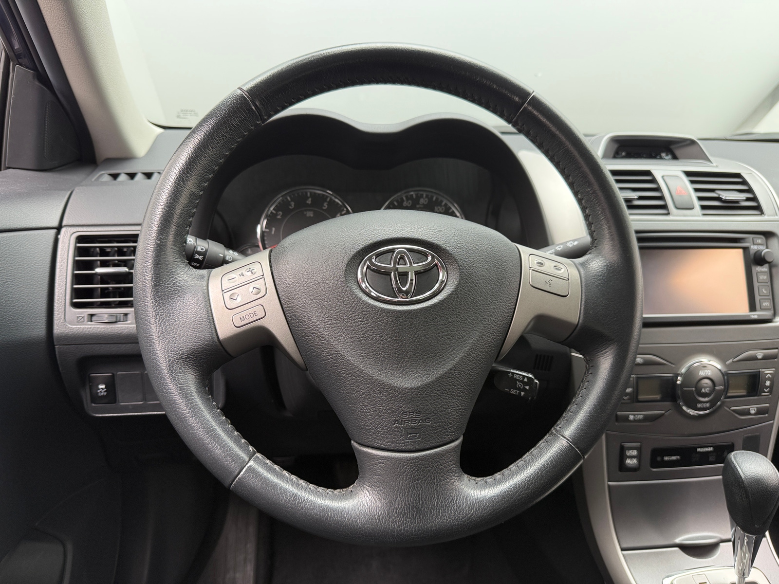 Thumbnail: 2013 Toyota Corolla - 5