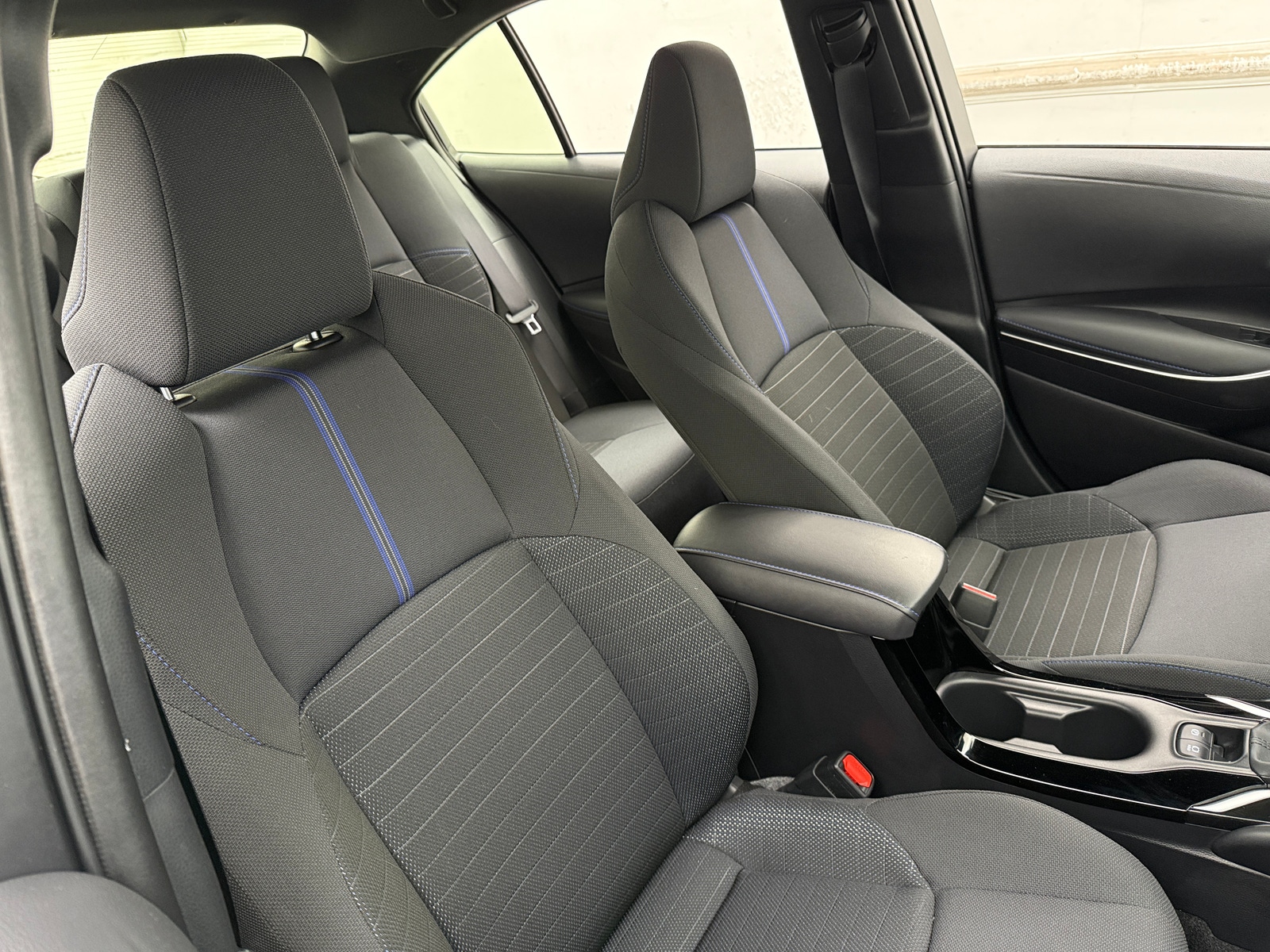 Thumbnail: 2022 Toyota Corolla - 2