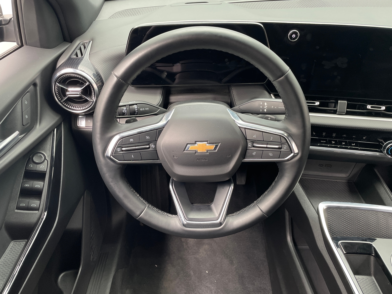 Thumbnail: 2025 Chevrolet Equinox - 5