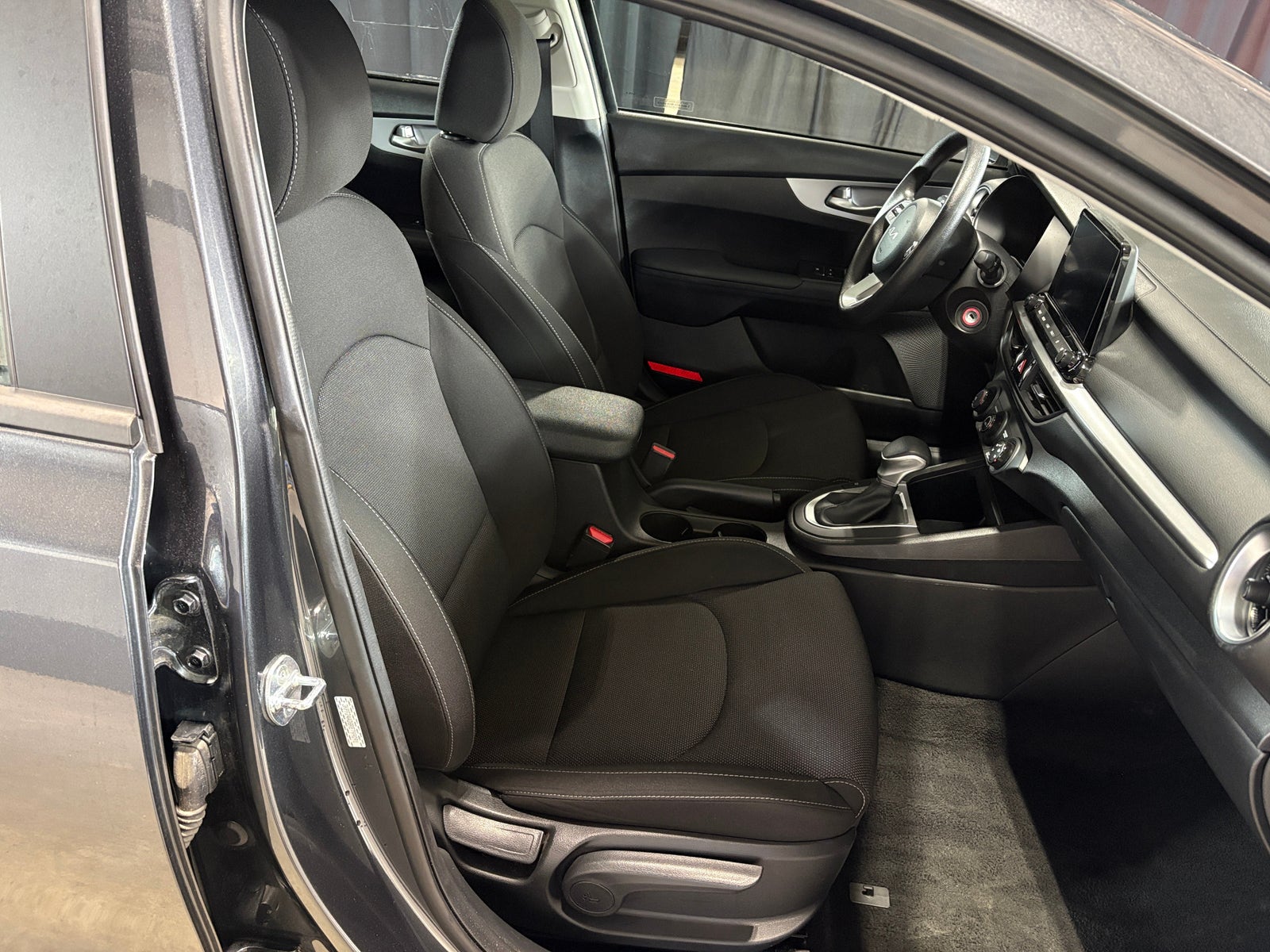 Thumbnail: 2024 Kia Forte - 2