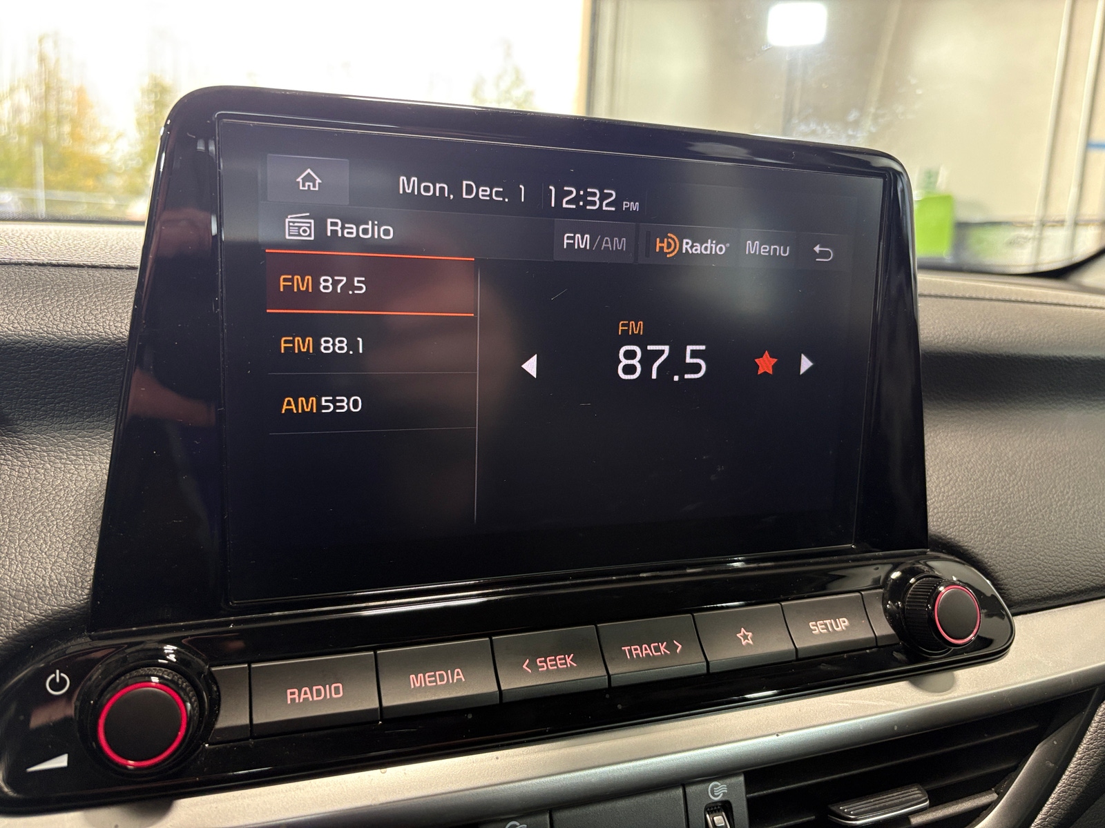 Thumbnail: 2024 Kia Forte - 4