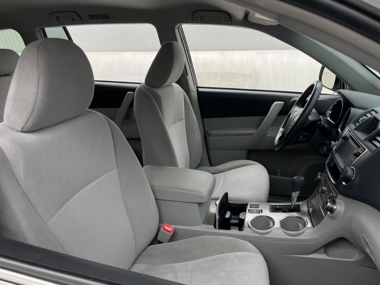 Thumbnail: 2013 Toyota Highlander - 2