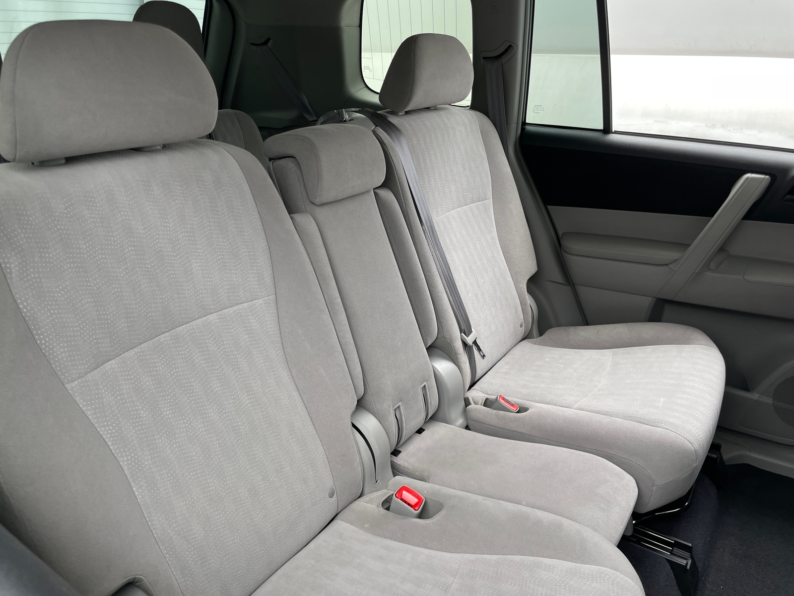 Thumbnail: 2013 Toyota Highlander - 6