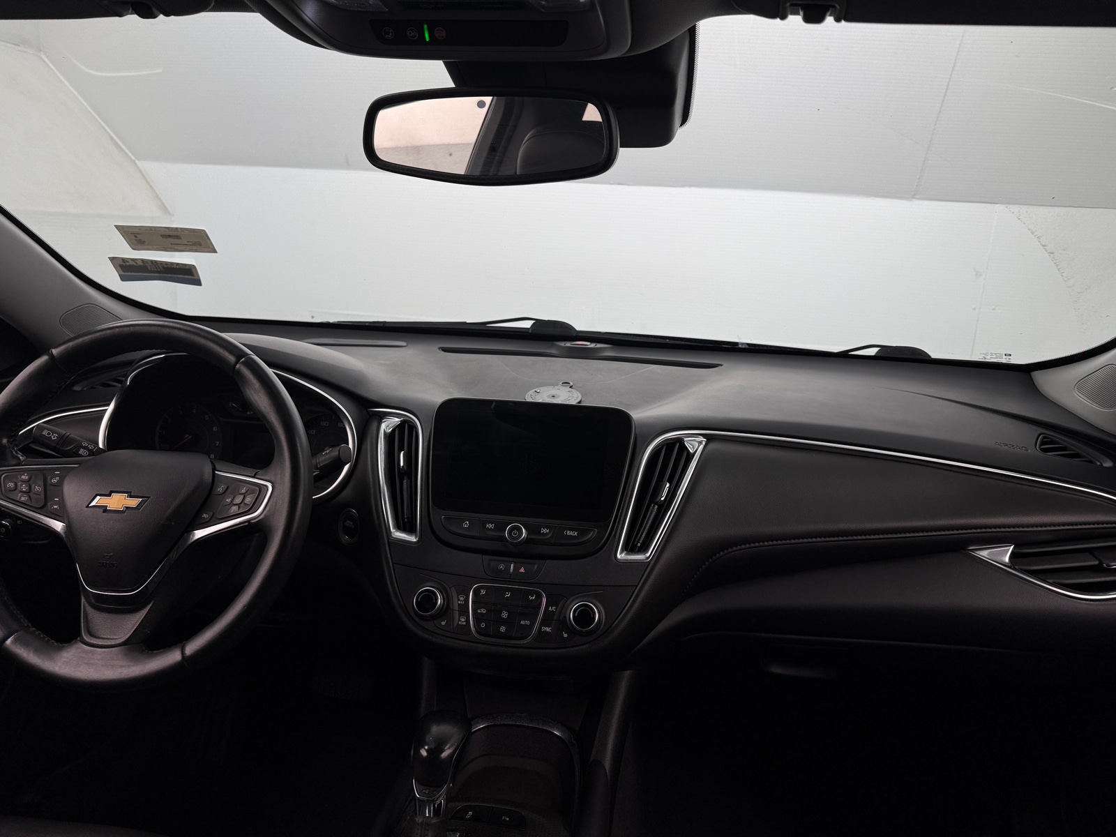 Thumbnail: 2021 Chevrolet Malibu - 2