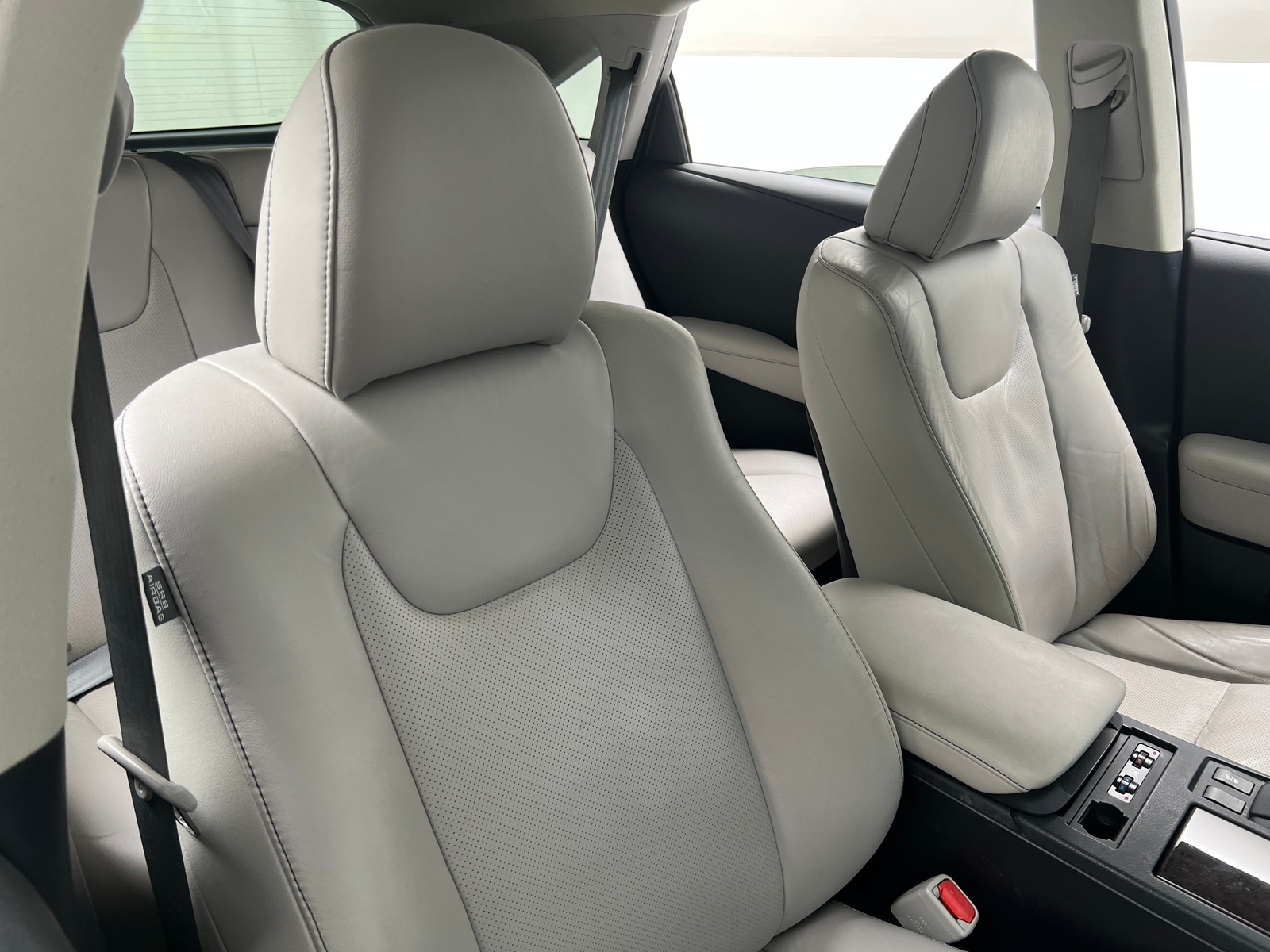 Thumbnail: 2015 Lexus RX - 2