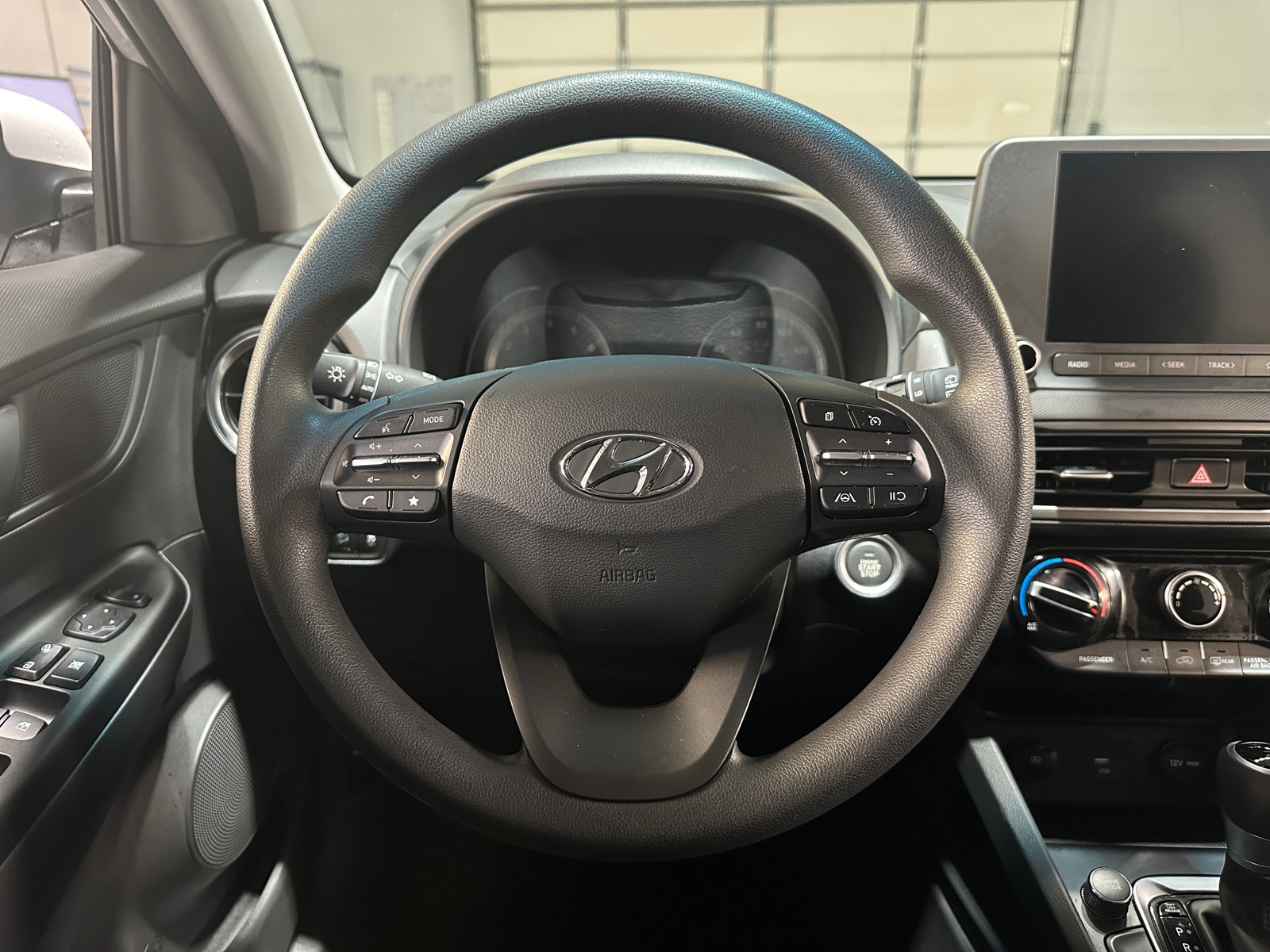 Thumbnail: 2023 Hyundai Kona - 5
