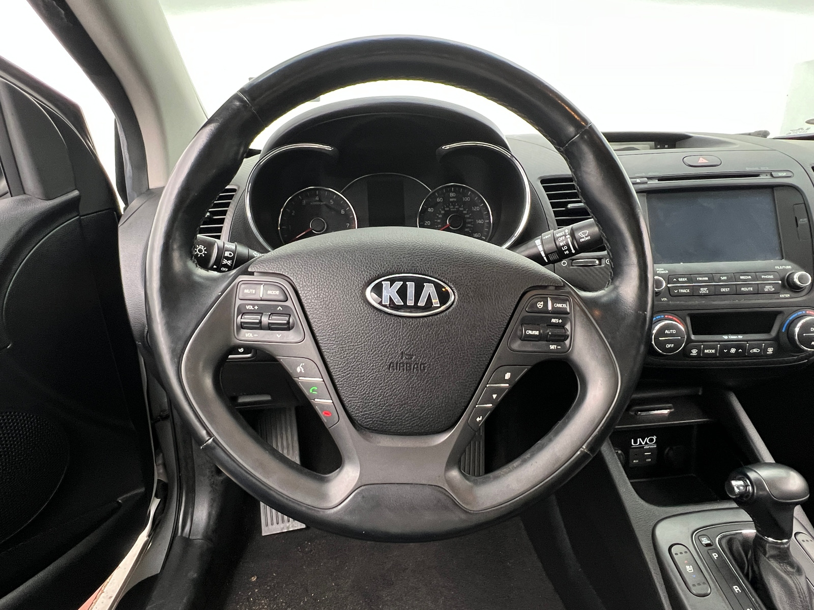 Thumbnail: 2016 Kia Forte - 3
