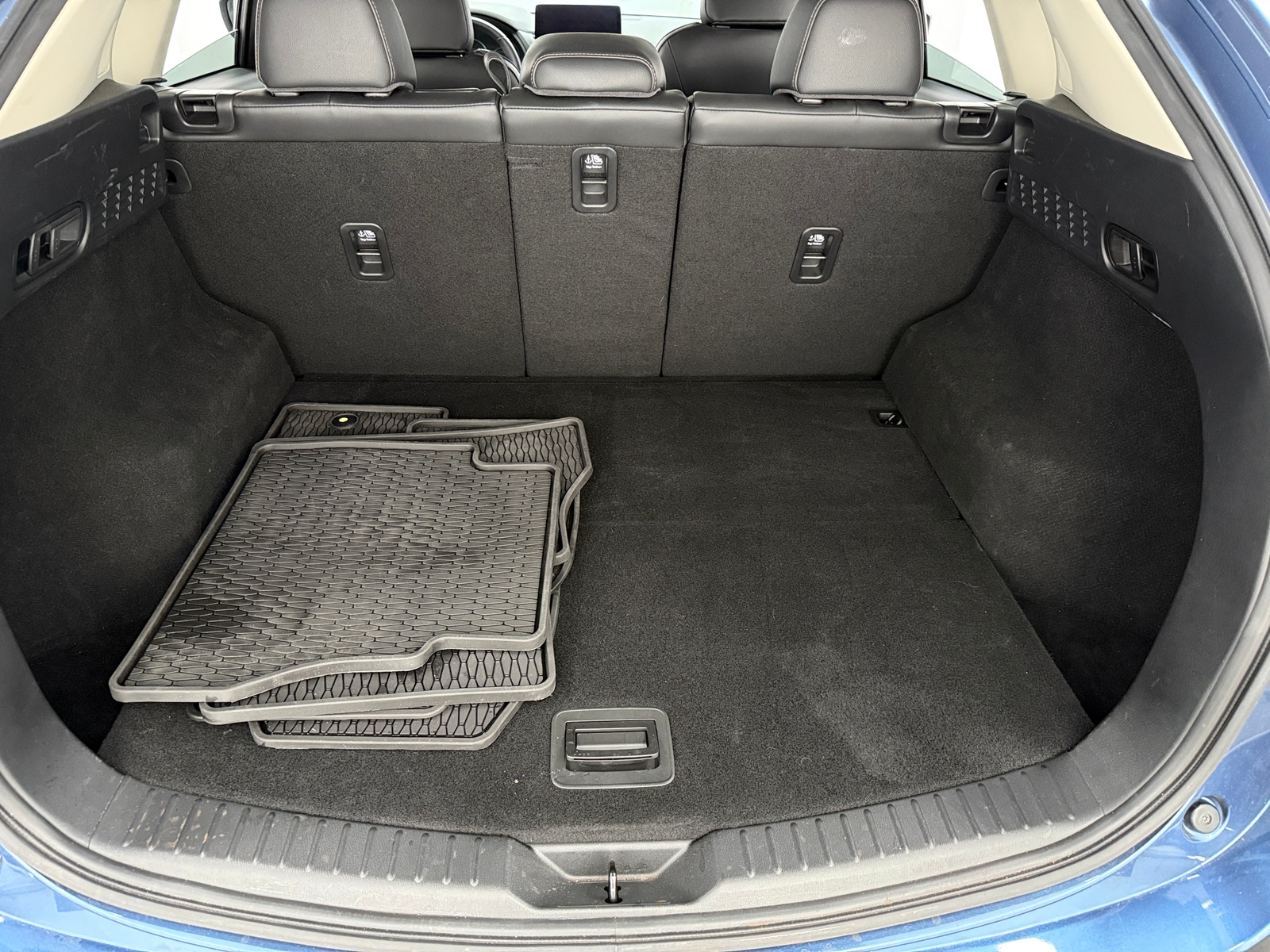 Thumbnail: 2023 Mazda CX-5 - 6