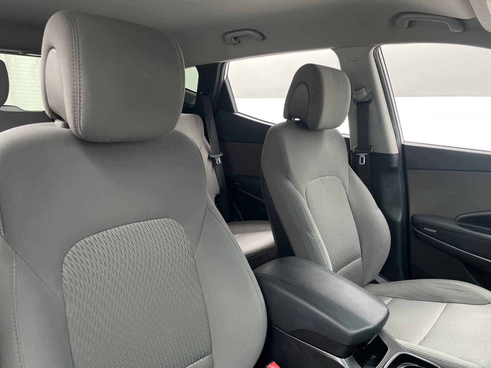 Thumbnail: 2018 Hyundai Santa Fe - 2