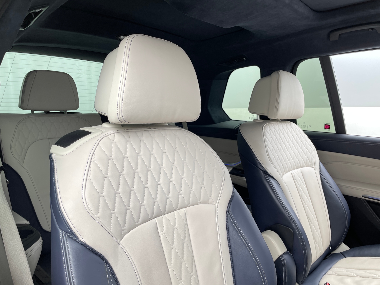 Thumbnail: 2019 BMW X7 - 5