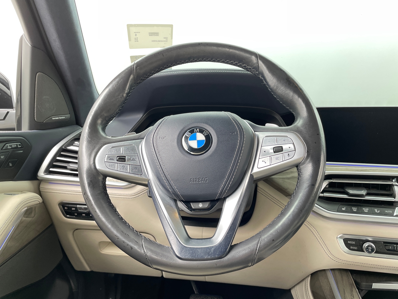 Thumbnail: 2019 BMW X7 - 4
