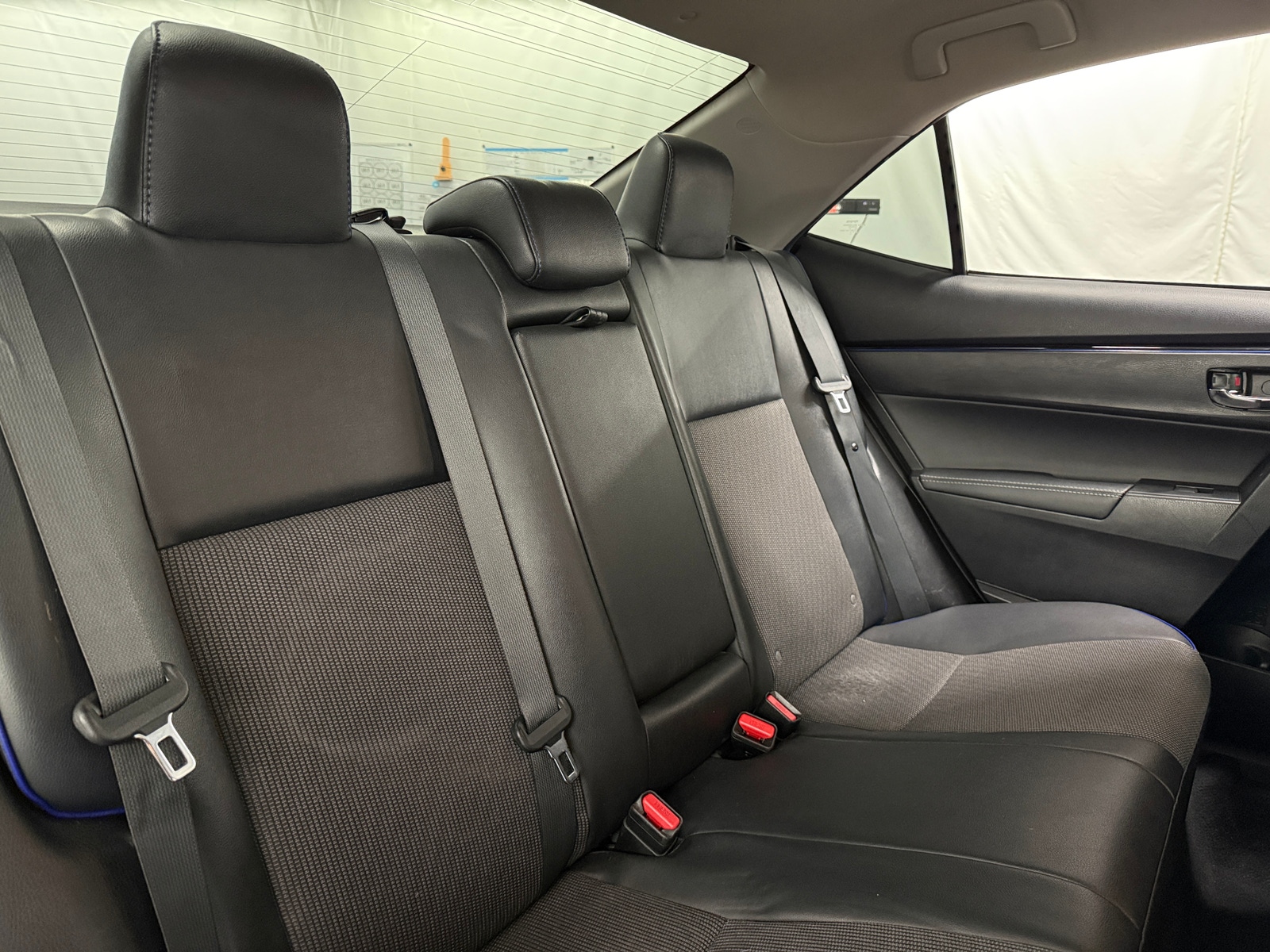 Thumbnail: 2017 Toyota Corolla - 5